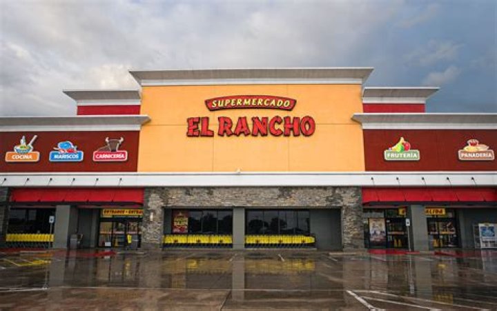 El Rancho Supermercado opens first Houston store in Greenspoint