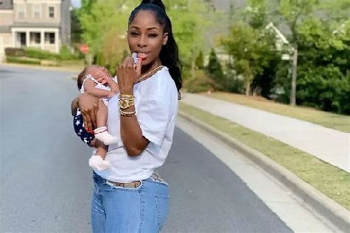 Eliza Seraphin (Future's Baby Mama) Bio, Wiki, Age, Birthday, Height, Parents, Baby, Paternity