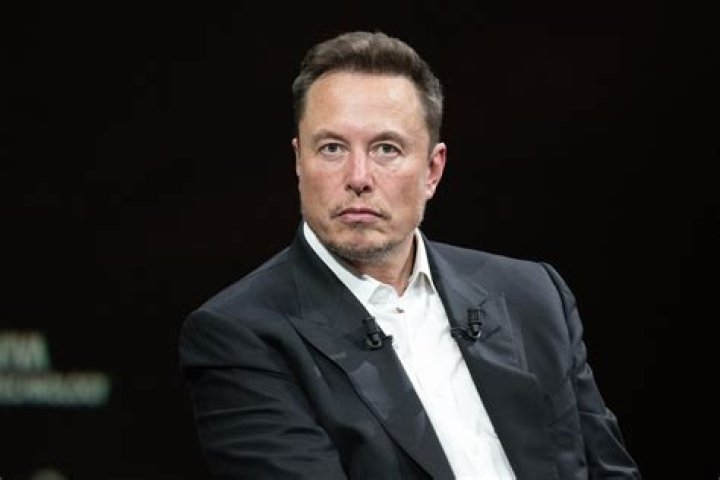 Elon Musk's exwife is reportedly the mysterious phone contact 'TJ' who