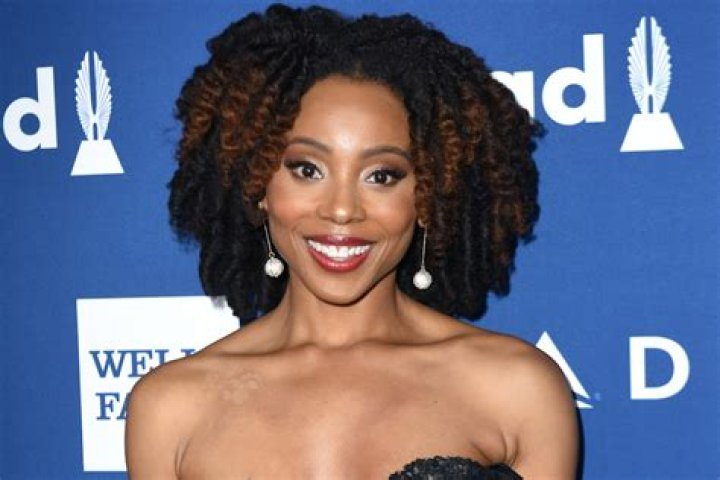 Erica Ash’s Strict Fitness Routine Helped Her Lose Weight? Erica Ash