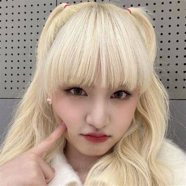 Everything about IVE member Liz Profile, Age, Boyfriend and unknown