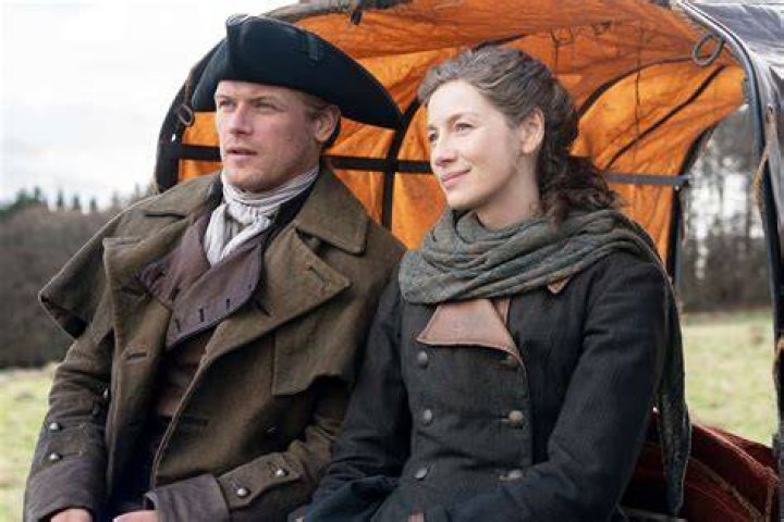 Exclusive Caitriona Balfe & Sam Heughan on choreography and rewards