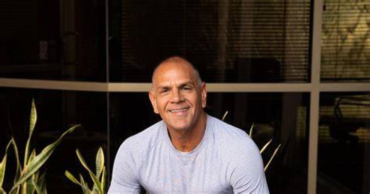 F.A.T.E. From Addict To Entrepreneur With Michelle Thielen of YogaFaith