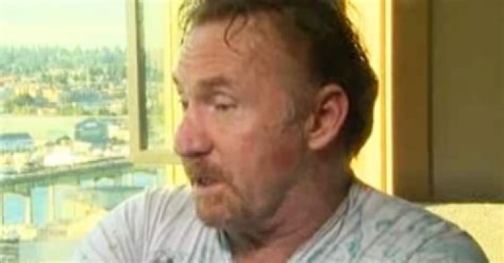 Female fan bites Danny Bonaduce at Washington casino event