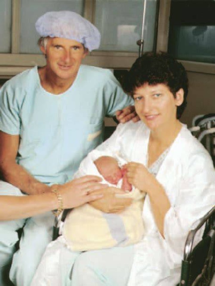 First Australian IVF baby celebrates 30th birthday General center
