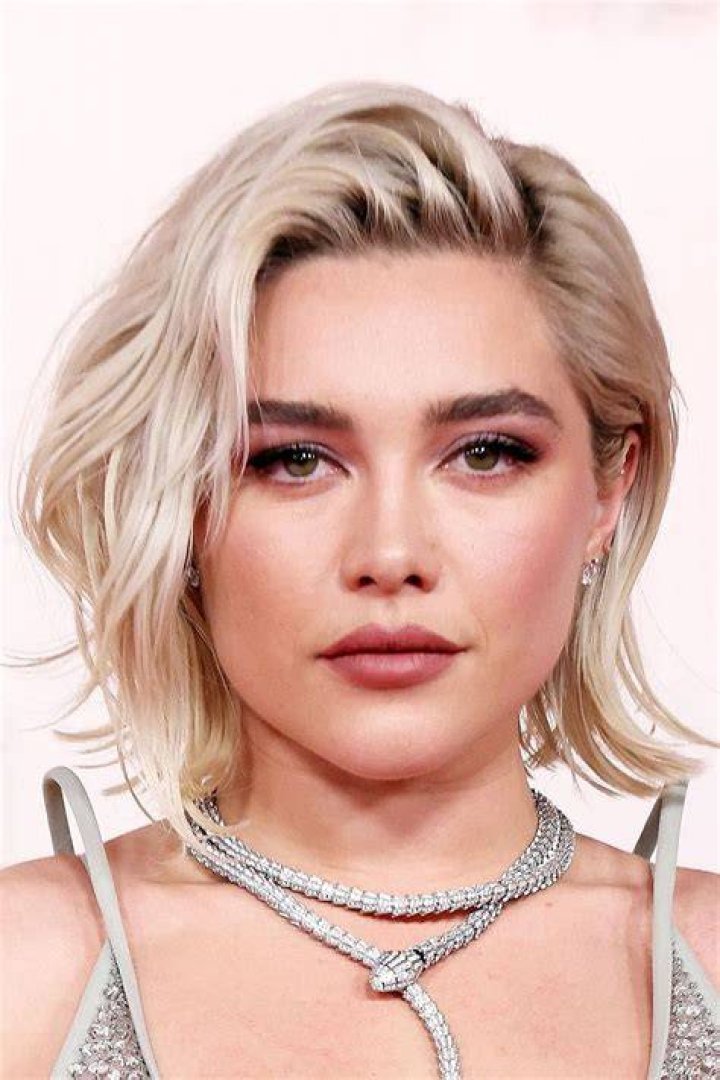 Florence Pugh Revealed She Had Tracheomalacia On Florence Pugh