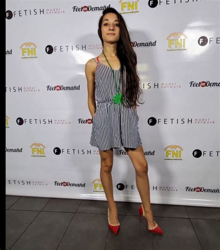 Freya Van Doom Feet (22 photos) feet.wiki