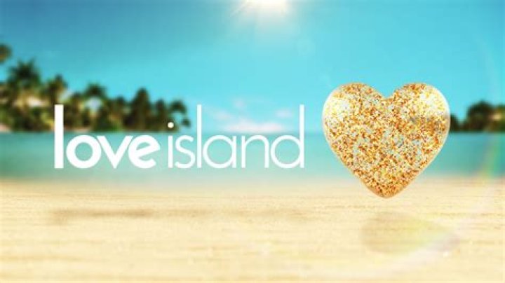 From ITV Studios Love Island: SR4: Ep45 on ITV2 Pictured: New 'Oluwajack' Jack flirts with new girl Laura.