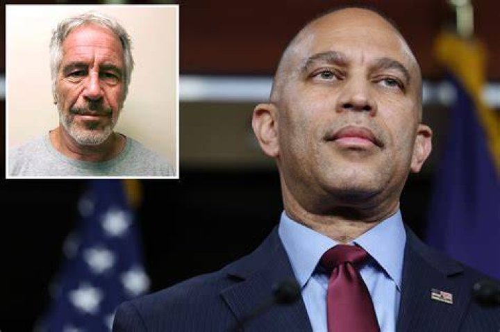 Get to know Hakeem Jeffries' wife Kennisandra and their children