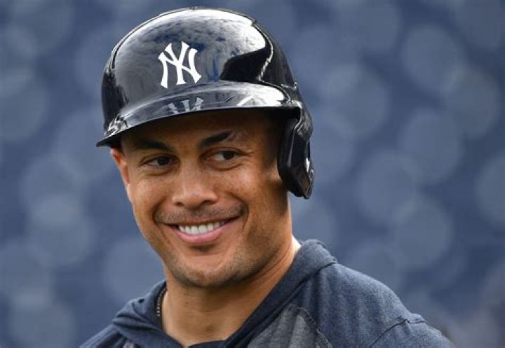 Giancarlo Stanton donating 15,000 face shields to coronavirus fight