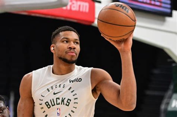 Giannis Michailidis Net Worth Details About Him, Career, Home, Age