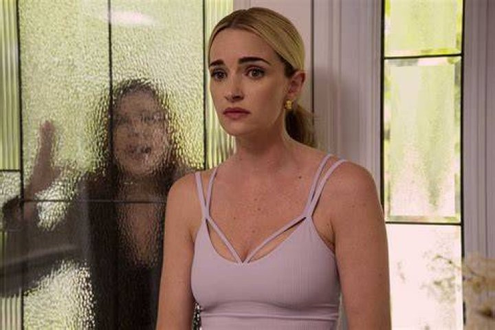 Ginny & Star Brianne Howey Marries Longtime Boyfriend Matt Ziering