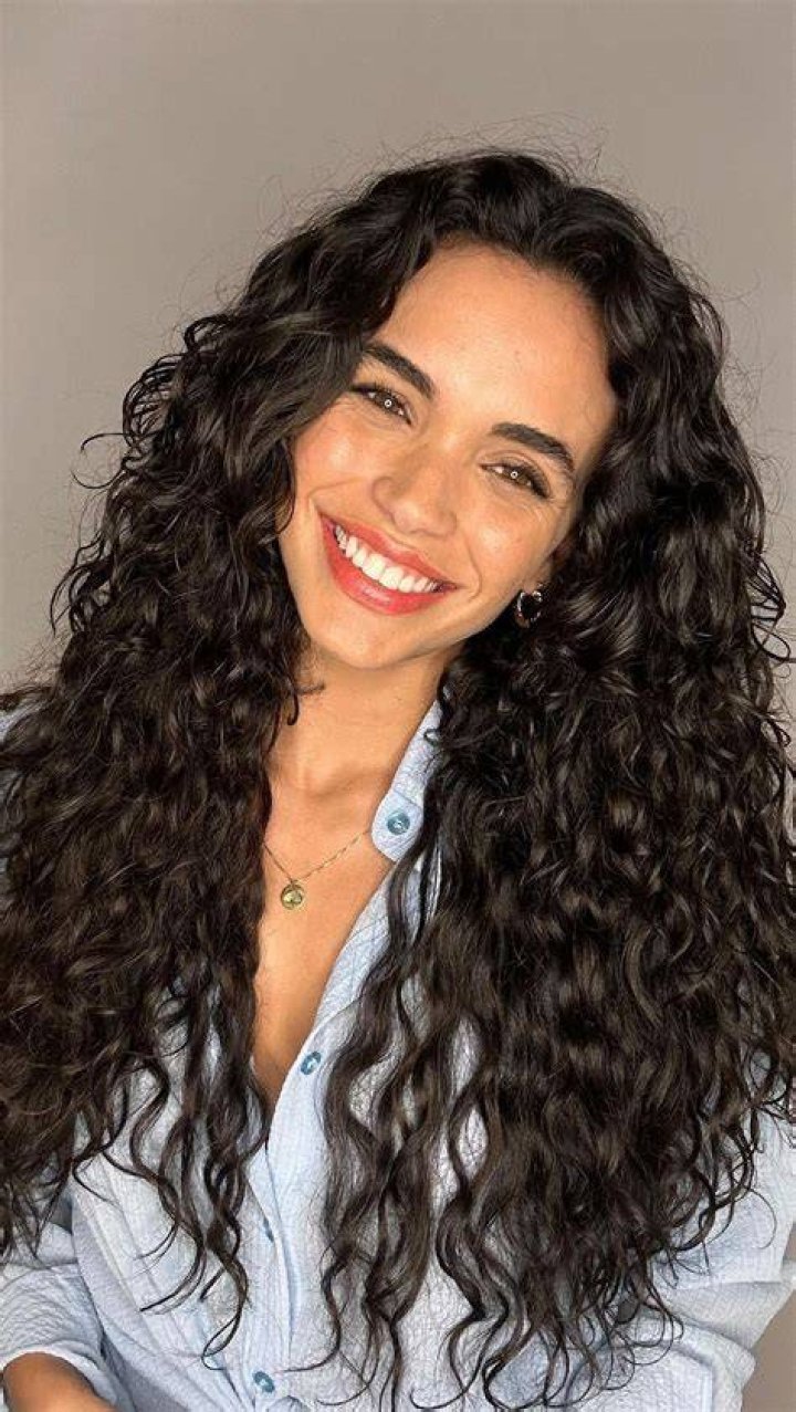 Biography, Net Worth, Age, Boyfriend, Career Of Giovana Cordeiro Giovana Cordeiro