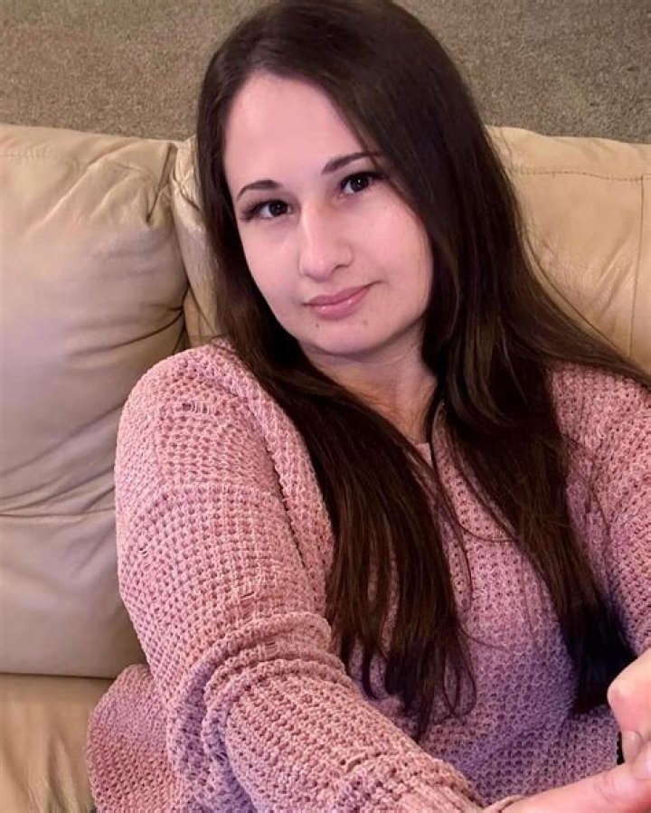 Gypsy Rose Blanchard Accuses Her Grandfather Of Sexually Abusing Her As