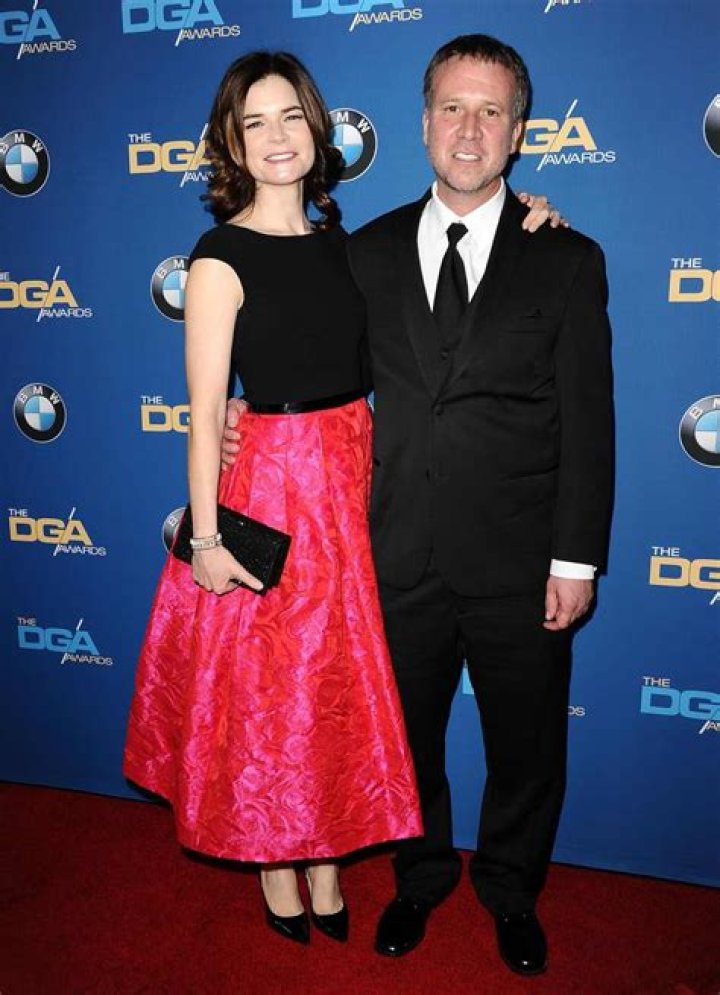 Height of Betsy Brandt