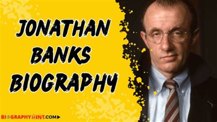 Height of Jonathan Banks