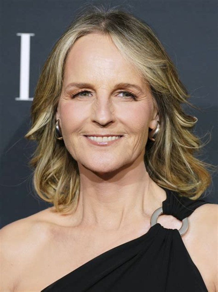 Helen Hunt Bio, Net Worth, Accident, Husband, Dating, Family, Age, Facts, Wiki, Awards, Sister