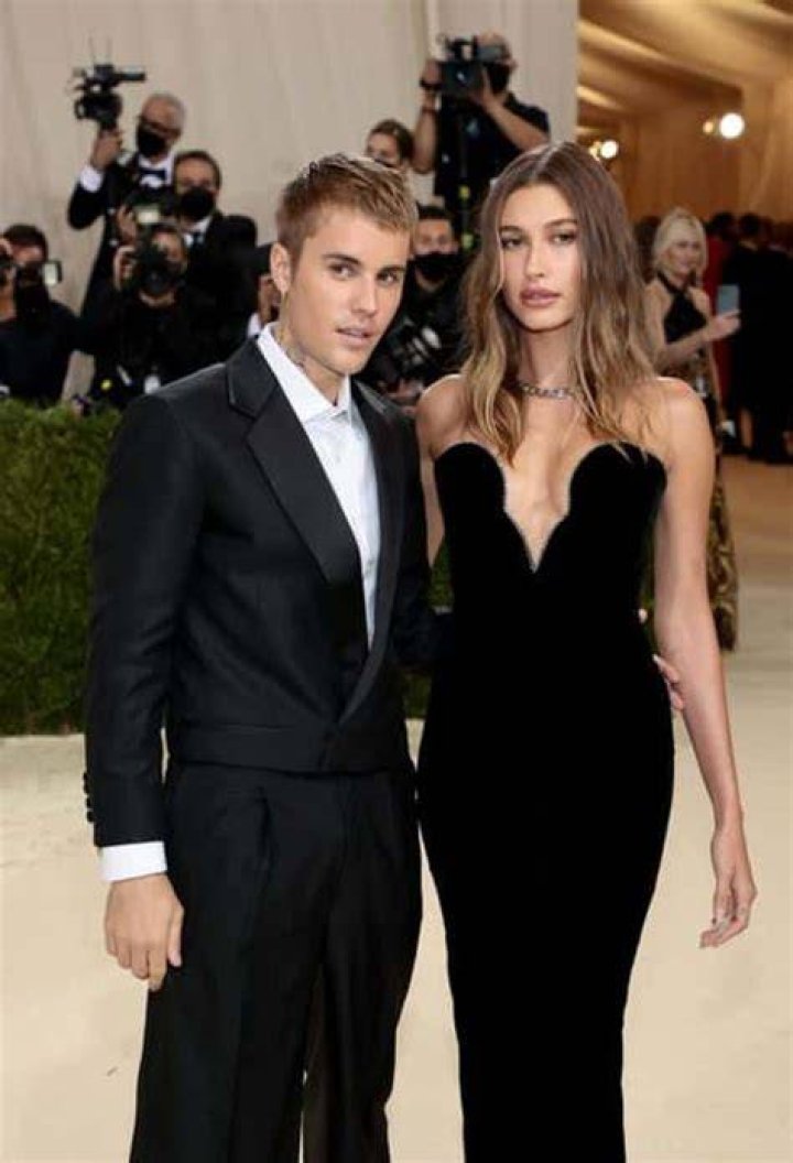 How Did Hailey Bieber&rsquo;s Parents' Divorce Impact Her Life?