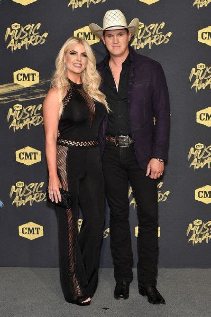 How Tall Is Jon Pardi? Everything You Need to Know This Week in Libraries