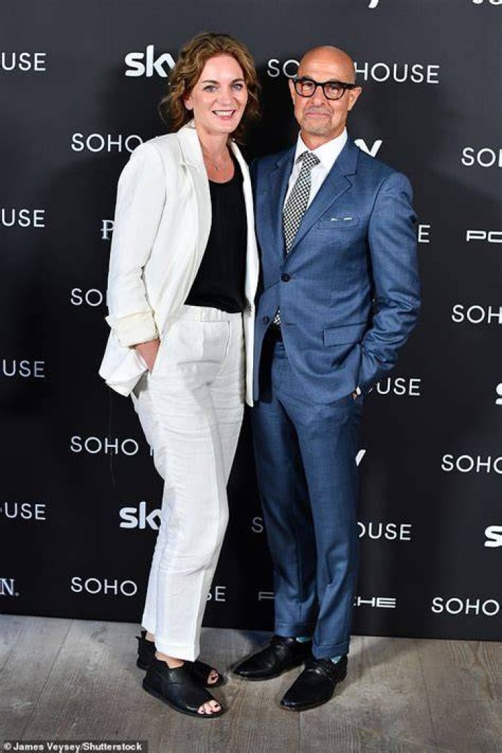 How tall is Stanley Tucci