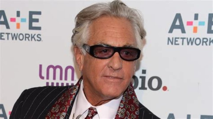 Image of Businessperson, Barry Weiss' house in Los Angeles