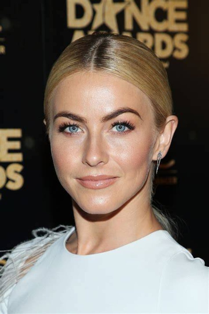 Image of Julianne Hough