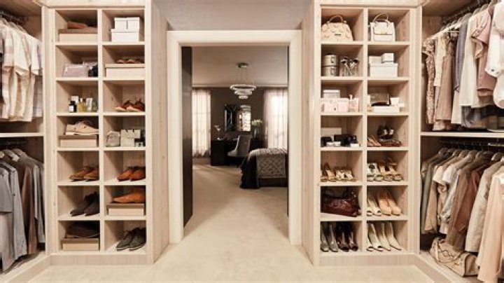 Inside Jurnee SmollettBell&rsquo;s Closet and California Home Coveteur
