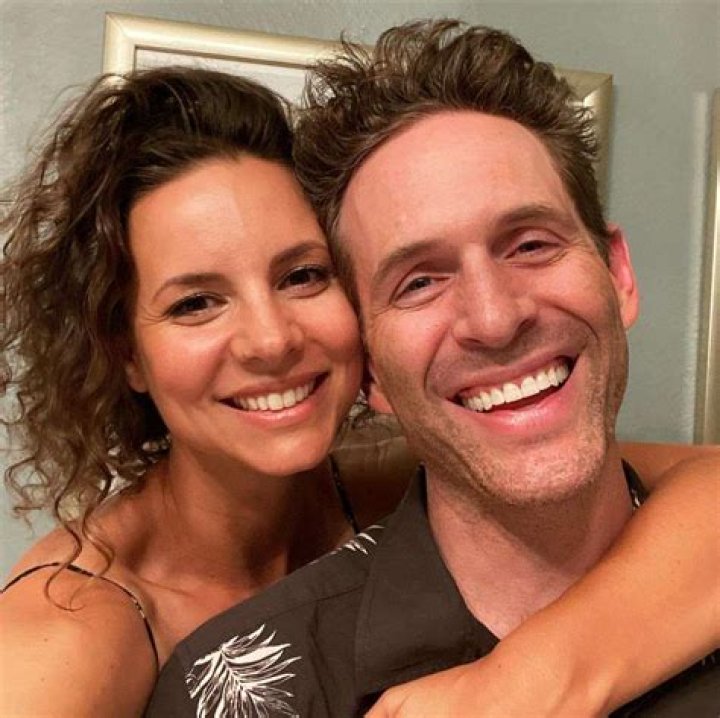 Is Glenn Villeneuve still married to wife Trisha Kazan? Kids, Wiki.
