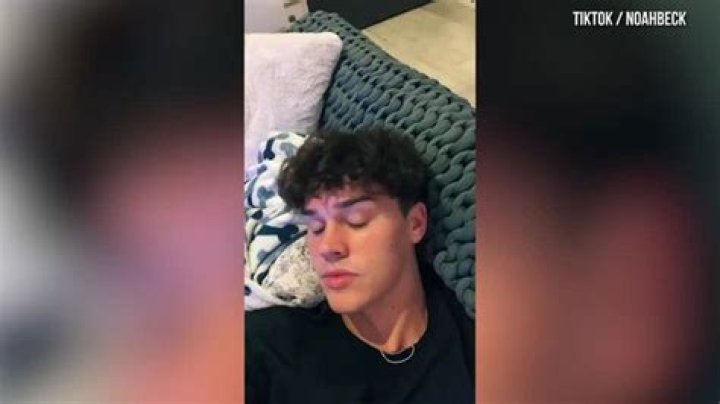 Is Noah Beck Gay? A Look at the TikTok Star’s Sexuality and Relationships 1 Is Noah Beck Gay