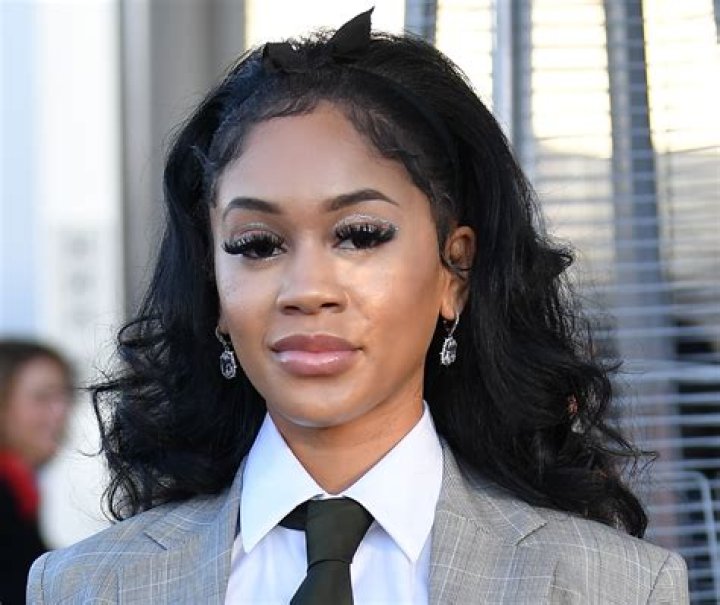 Is Saweetie an adjustable 6?