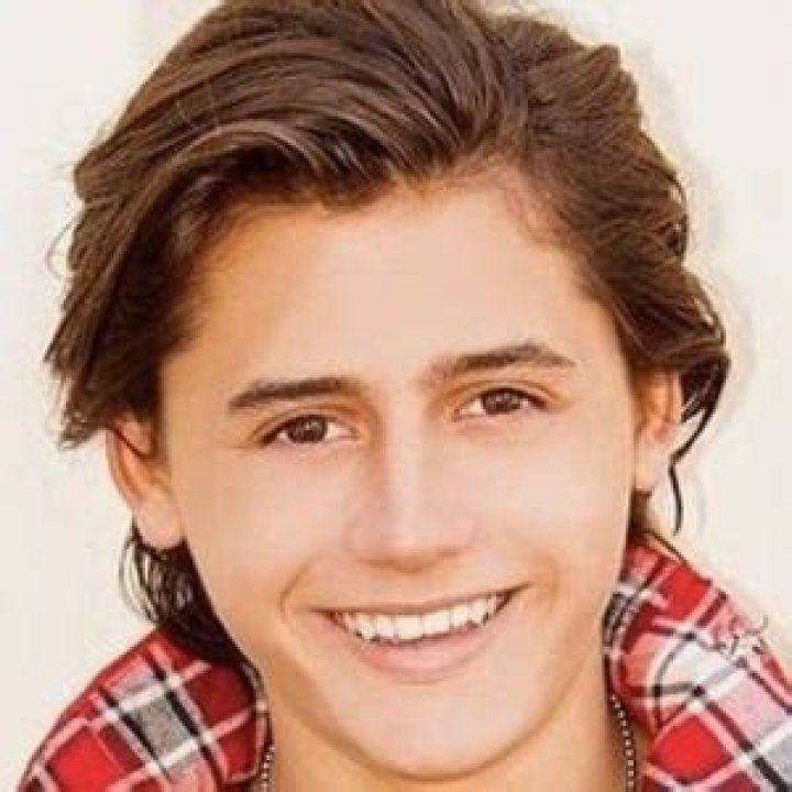 Isaak Presley Bio How old is Isaak Presley?