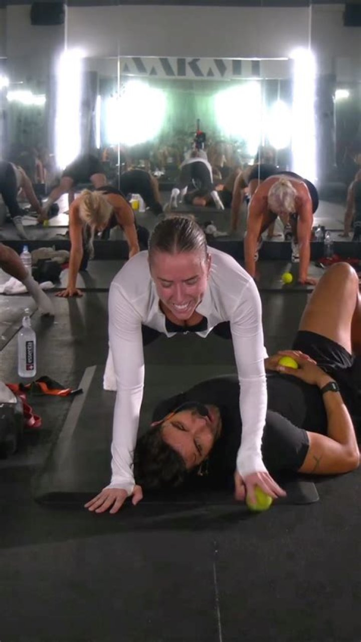 Jamie Marie Yoga 9GAG