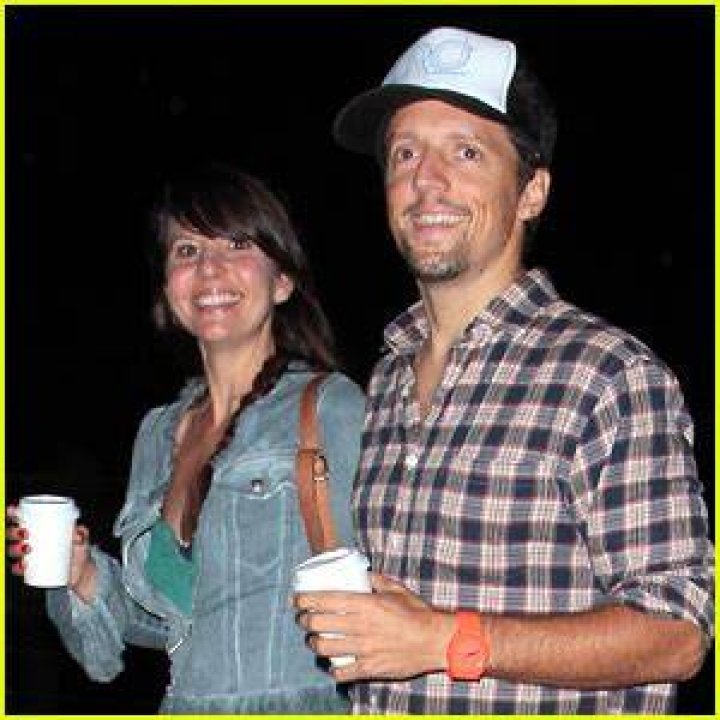 Jason Mraz Marries Christina Carano In Beautiful Hometown Ceremony