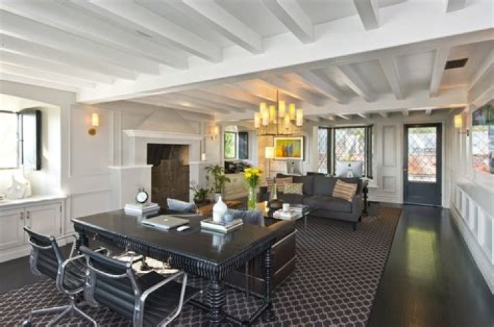 Jeff Lewis Tile Stellar Interior Design