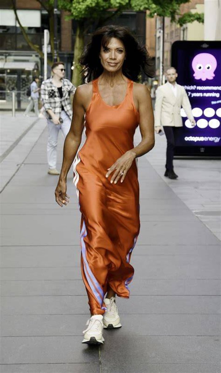 Jenny Powell 