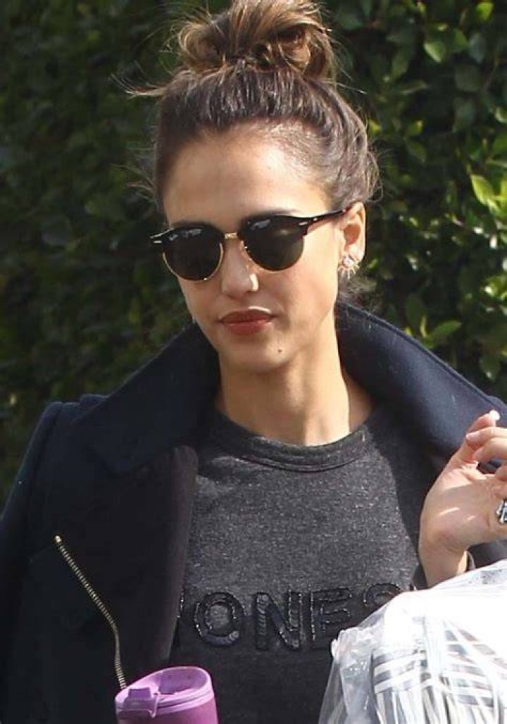 Jessica Alba Herpes Rumors Unraveling the Derek Jeter Dating Speculation