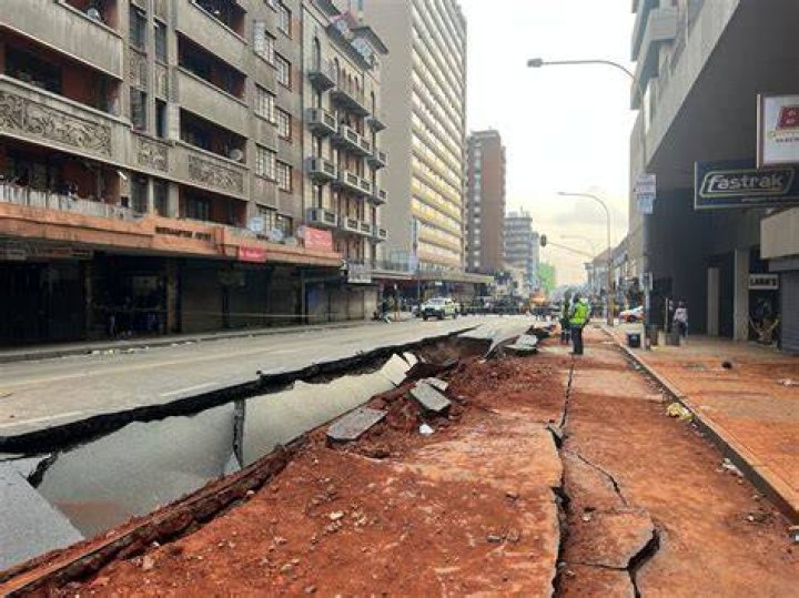 Johannesburg Street Explosion Cause Still Unclear After Suspicions