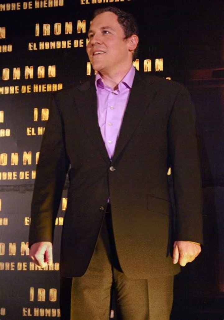 Jon Favreau Net Worth (Updated January 2024) Age, Bio, Movie