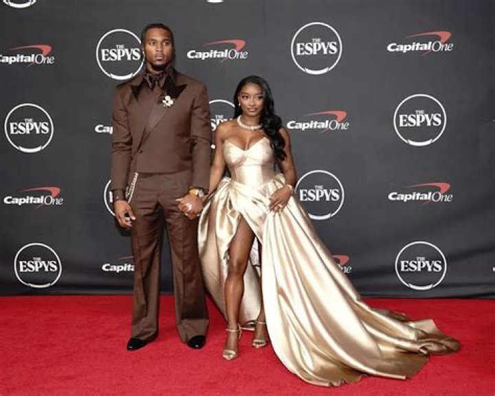 Jonathan Owens, Simone Biles' boyfriend, among those cut by Texans