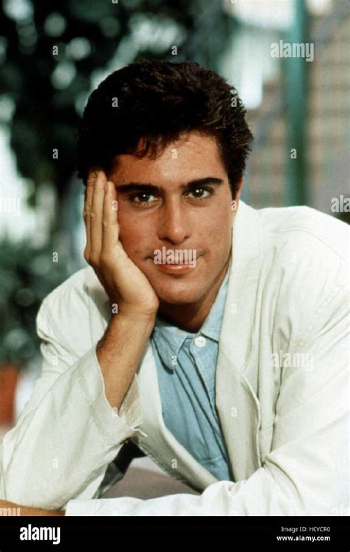 Jonathan Silverman's Biography Wall Of Celebrities