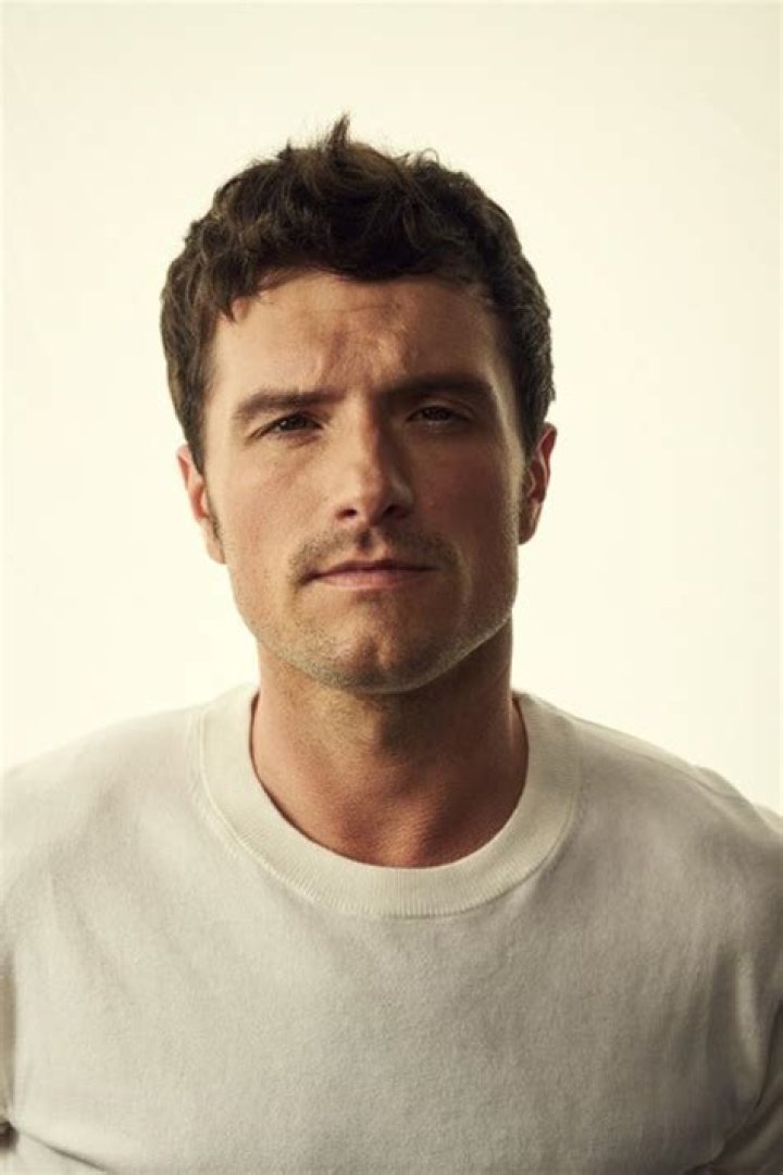 Josh Hutcherson Measurements Height and Weight