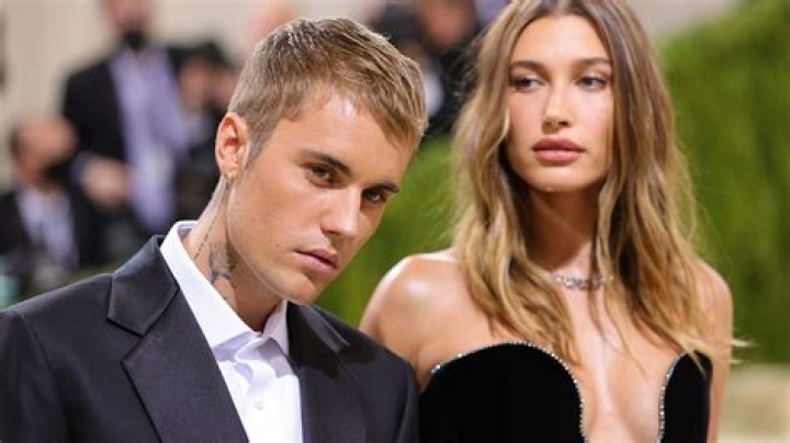 Justin Bieber Does Wife Hailey's Makeup During 'The Biebers' Clip