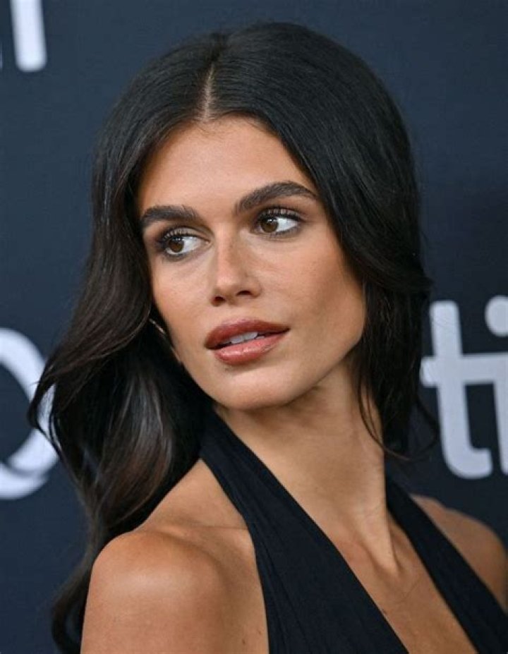 Kaia Gerber Sister Brother And Family Ethnicity Kaia Gerber
