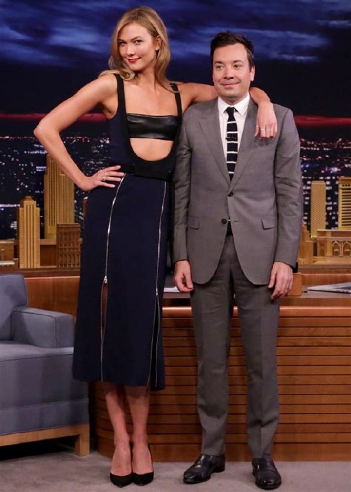 Karlie Kloss Gives Jimmy Fallon Height Envy, Teaches Him Modeling Poses