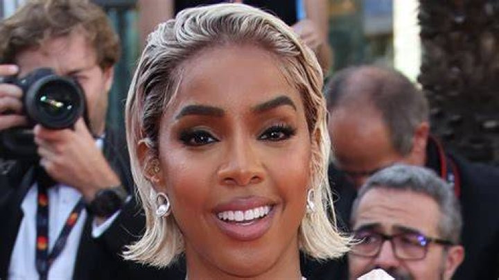 Kelly Rowland revealed she 'secretly wed fianc&eacute; Tim Witherspoon' last