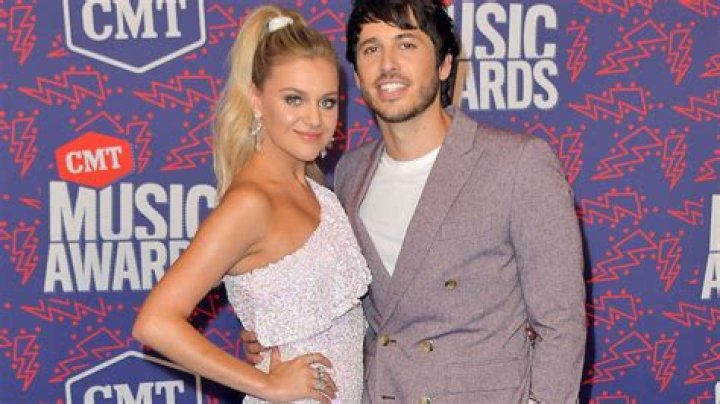 Kelsea Ballerini Files for Divorce from Evans