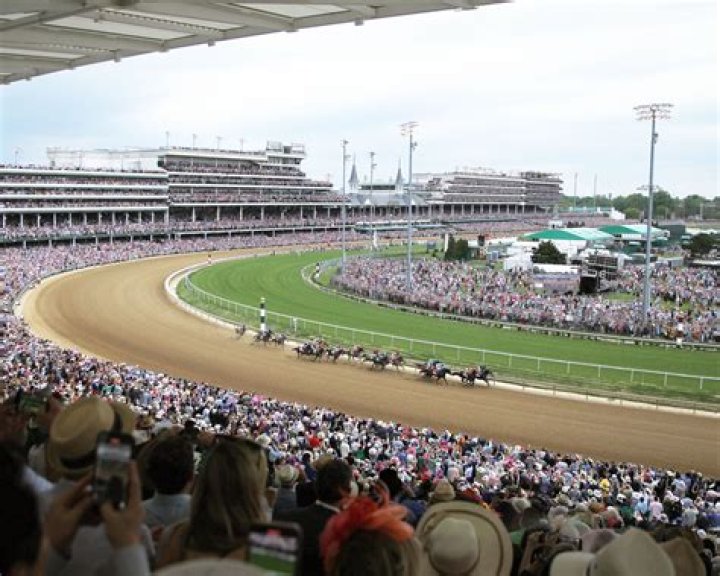 Kentucky Derby 2013 See The Wackiest Hats! Kentucky derby style