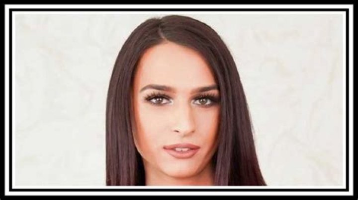 Khloe Kay Wiki, Age, Height, Networth, Birthday, Boyfriend, BIOGRAPHEY