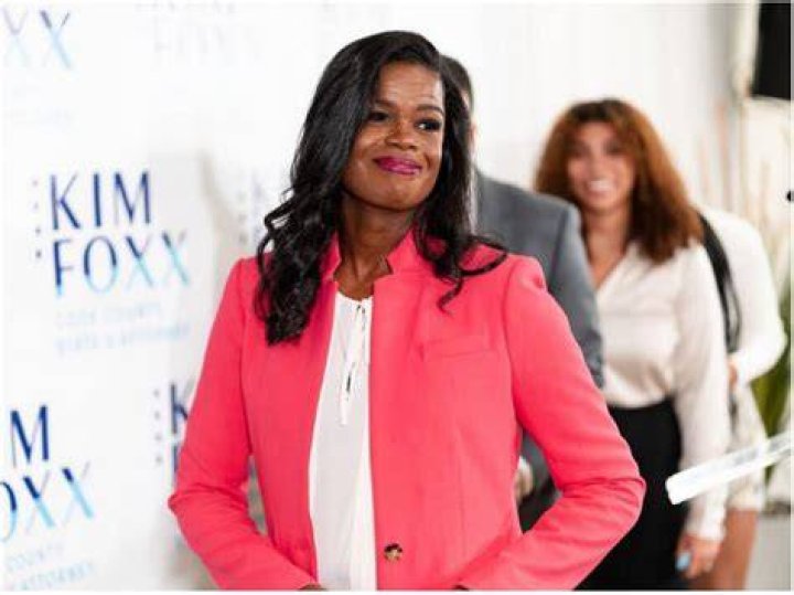 Kim Foxx Net Worth, Salary, Age, Height, Weight, Bio, Family, Career