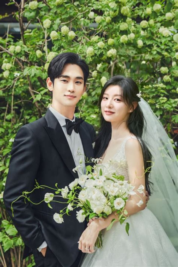 Kim Soo Hyun and Kim Ji Won Will a Married Couple KPOPPOST